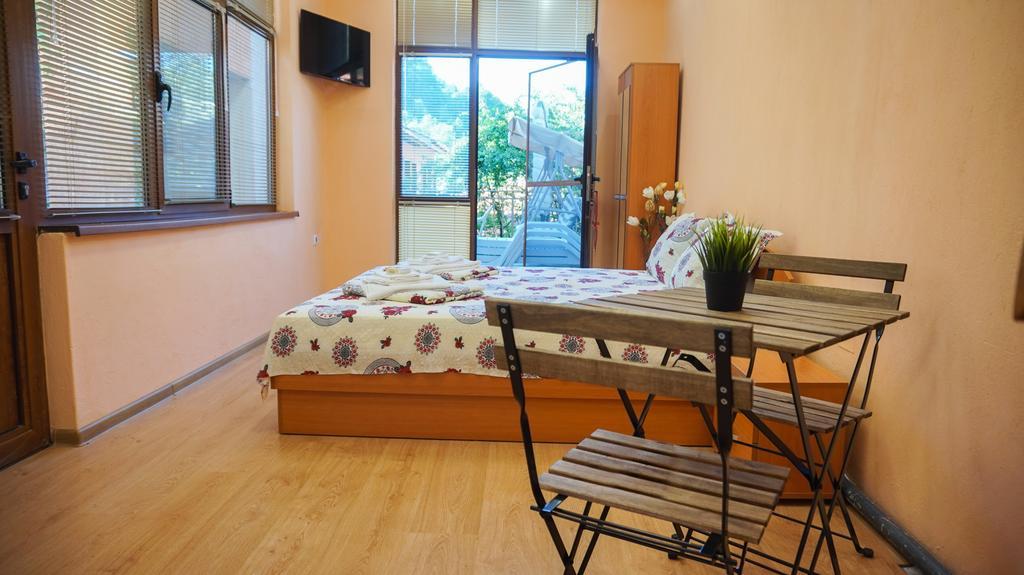 Pamir Guest House Shipkovo  Exterior photo